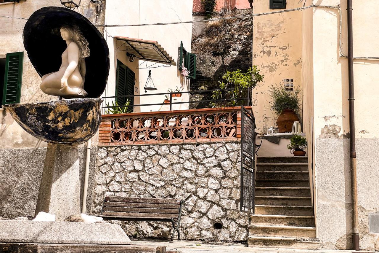 Villa Casa Storica Con Terrazzo Castellina Marittima Exterior foto
